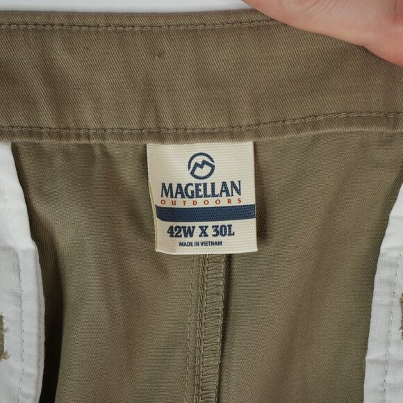 Magellan Outdoors Chino Pants Mens 42X30 Flat Front Heritage Brown New - Picture 5 of 10